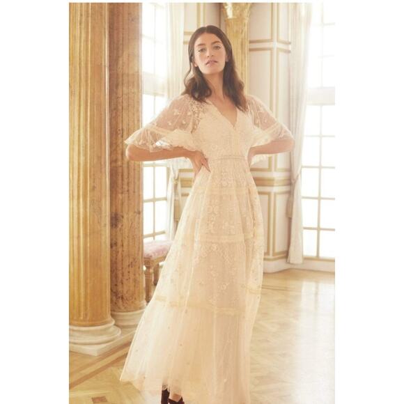 NEEDLE & THREAD Sz 20 US Champagne Lottie Lace Gown Dress NWT - Picture 1 of 14